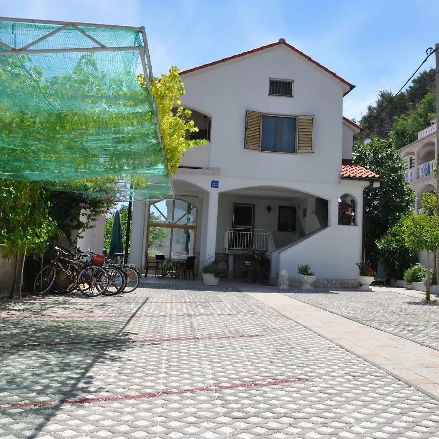 Apartments Alicia Lopar-50M Vom Strand  Lopar